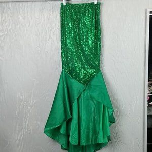 NWOT..MERMAID SKIRT COSTUME